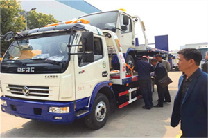 兴安区汽车道路救援拖车价格